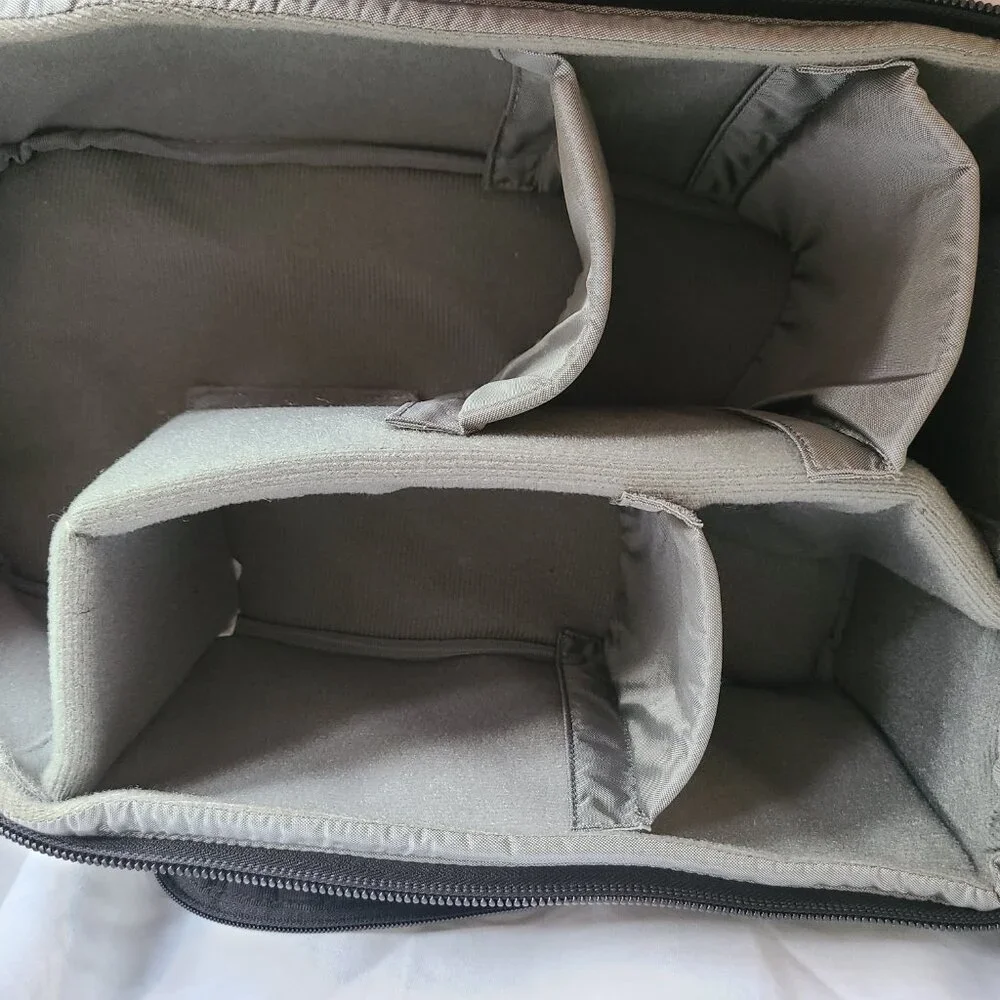 Think Tank Streetwalker V2 Backpack - Black - Picture 6 of 12